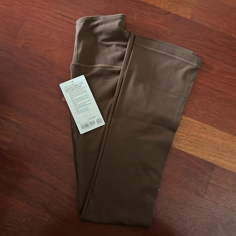 Lululemon align HR mini Flare Pant 28”